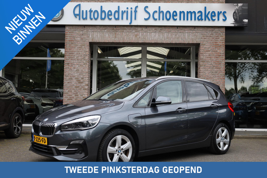 53404721