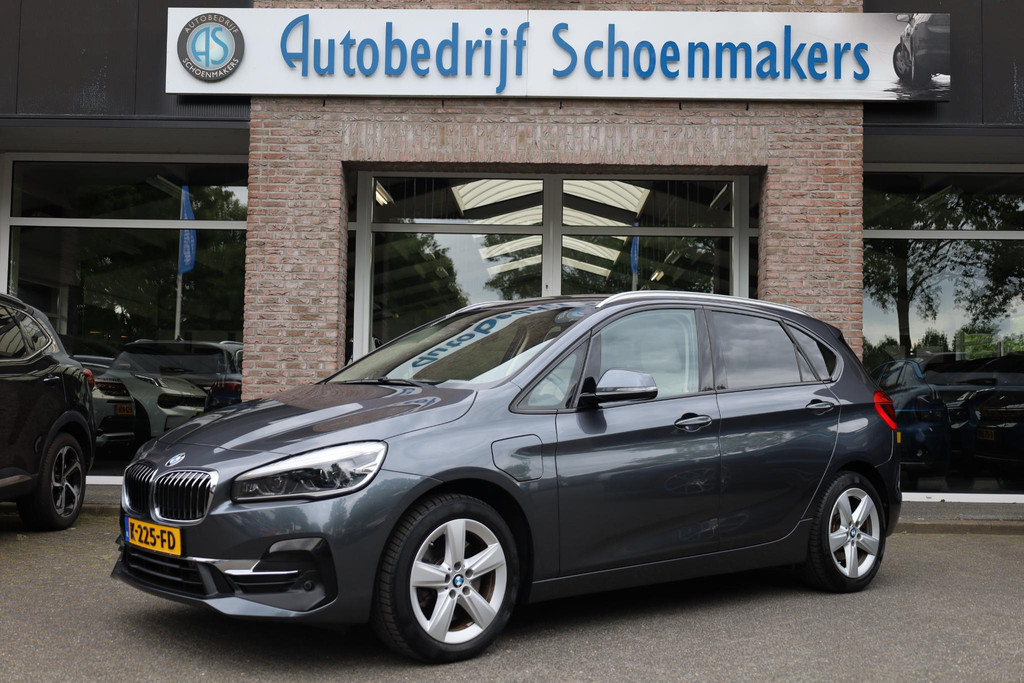 53404721