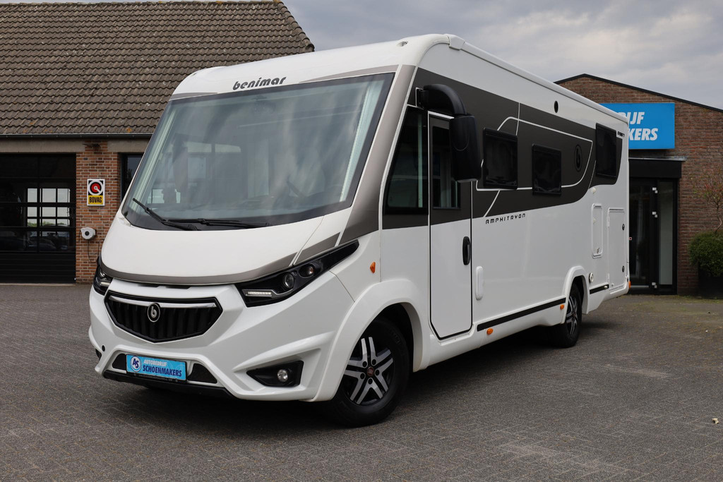 54039463