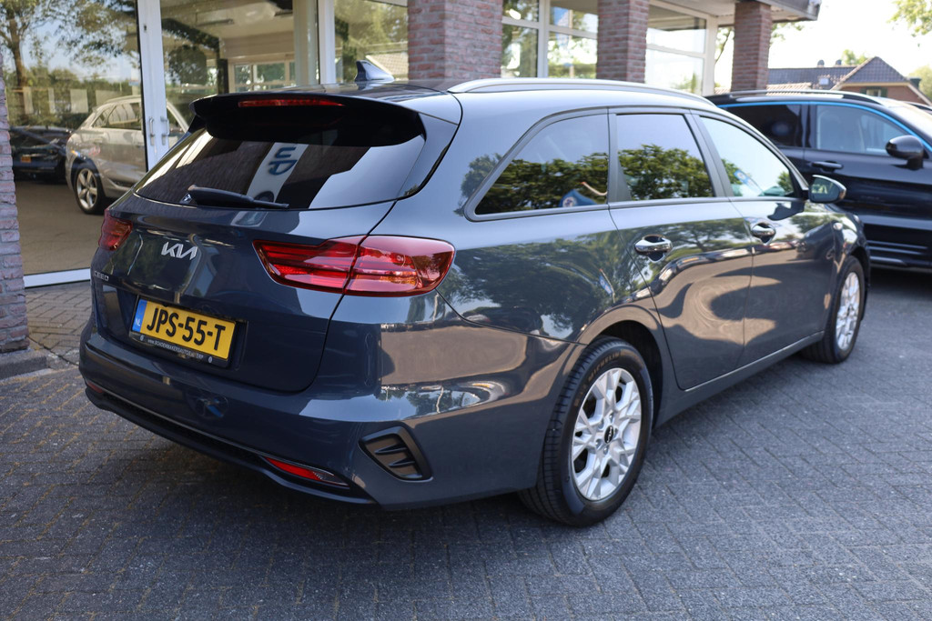 54951408-1.jpg